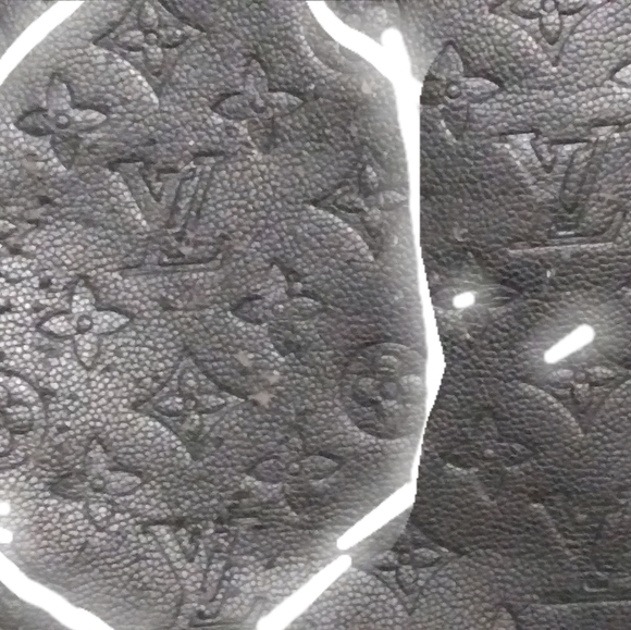 ARSTY GM~ holding item . Do not buy.. - Picture 9 of 14